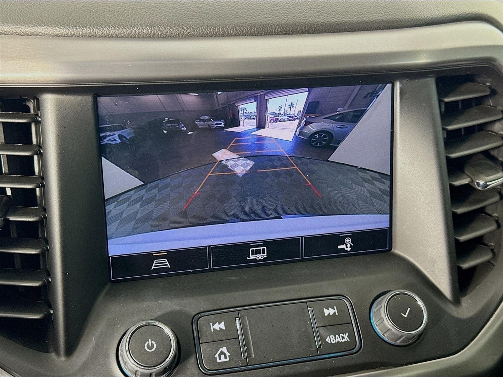 2023 GMC Acadia AT4 - Photo 16