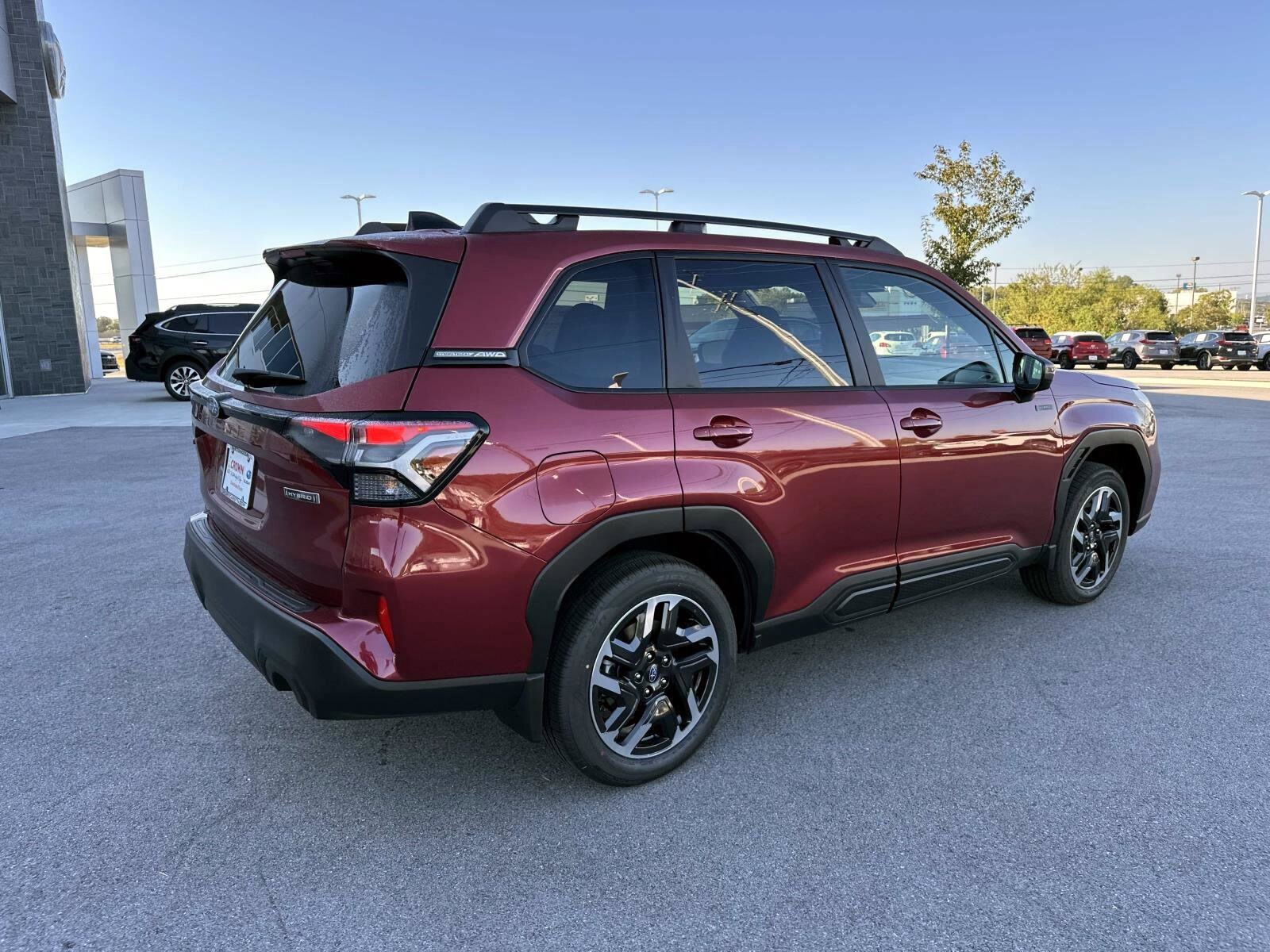 2025 Subaru Forester Premium photo 3