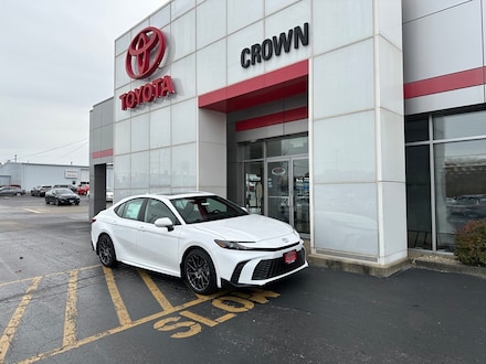 2026 Toyota Camry SE Sedan