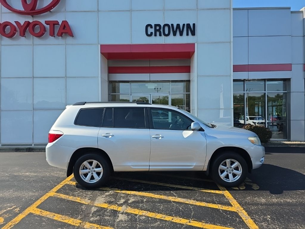 Used 2010 Toyota Highlander SE with VIN 5TDJK3EH1AS038074 for sale in Decatur, IL