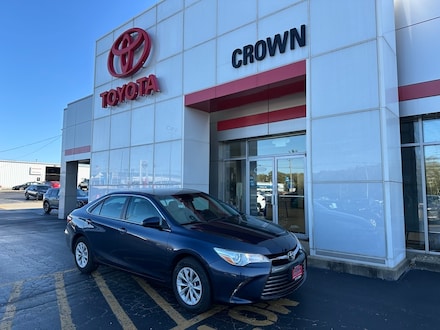 2016 Toyota Camry LE Sedan
