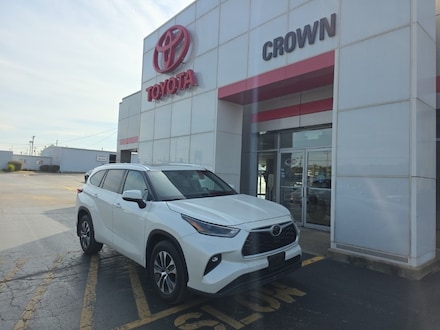 2021 Toyota Highlander XLE SUV