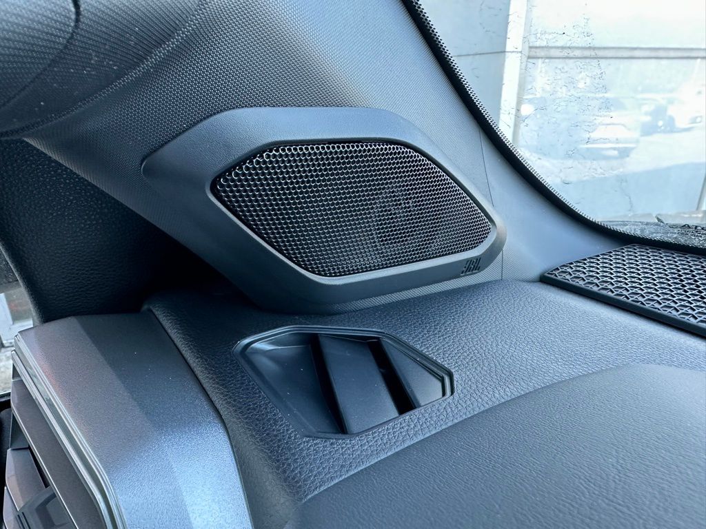 2025 Toyota Tundra 1794 Edition - Photo 17