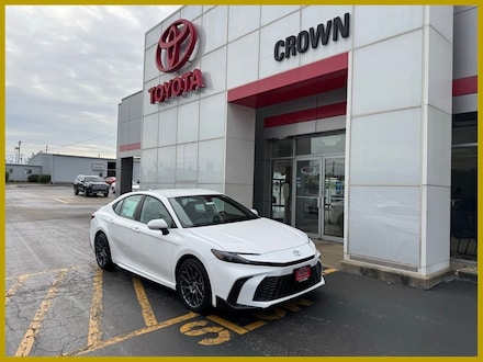 2026 Toyota Camry SE Sedan