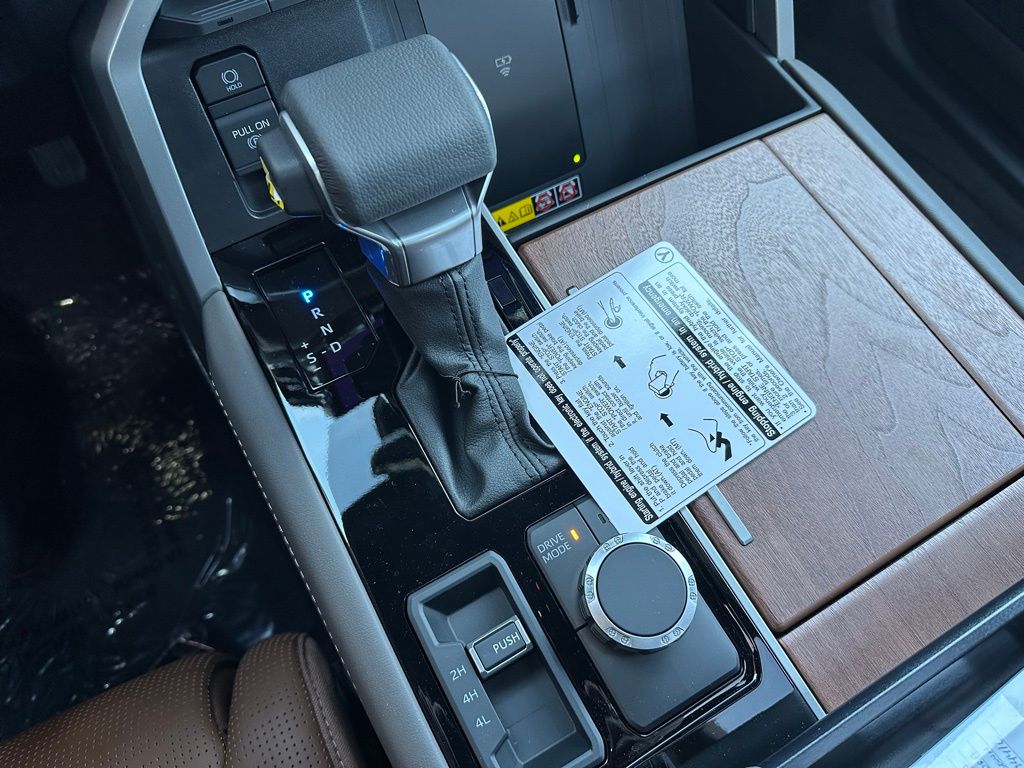 2025 Toyota Tundra 1794 Edition - Photo 20