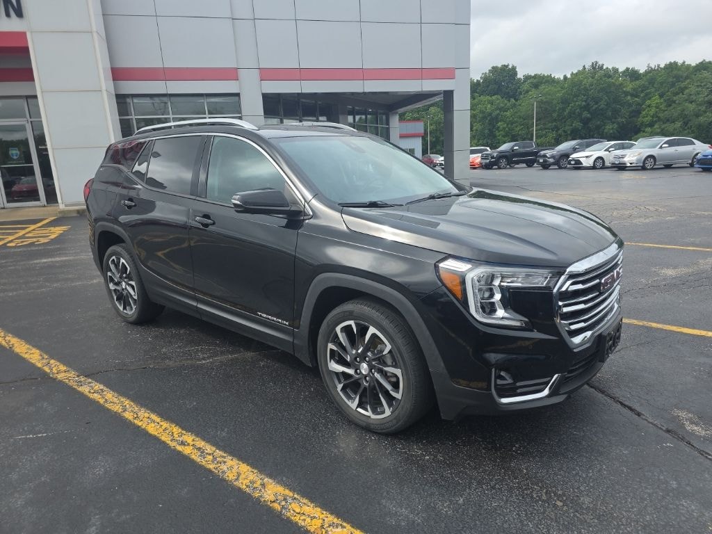 Used 2022 GMC Terrain SLT SUV