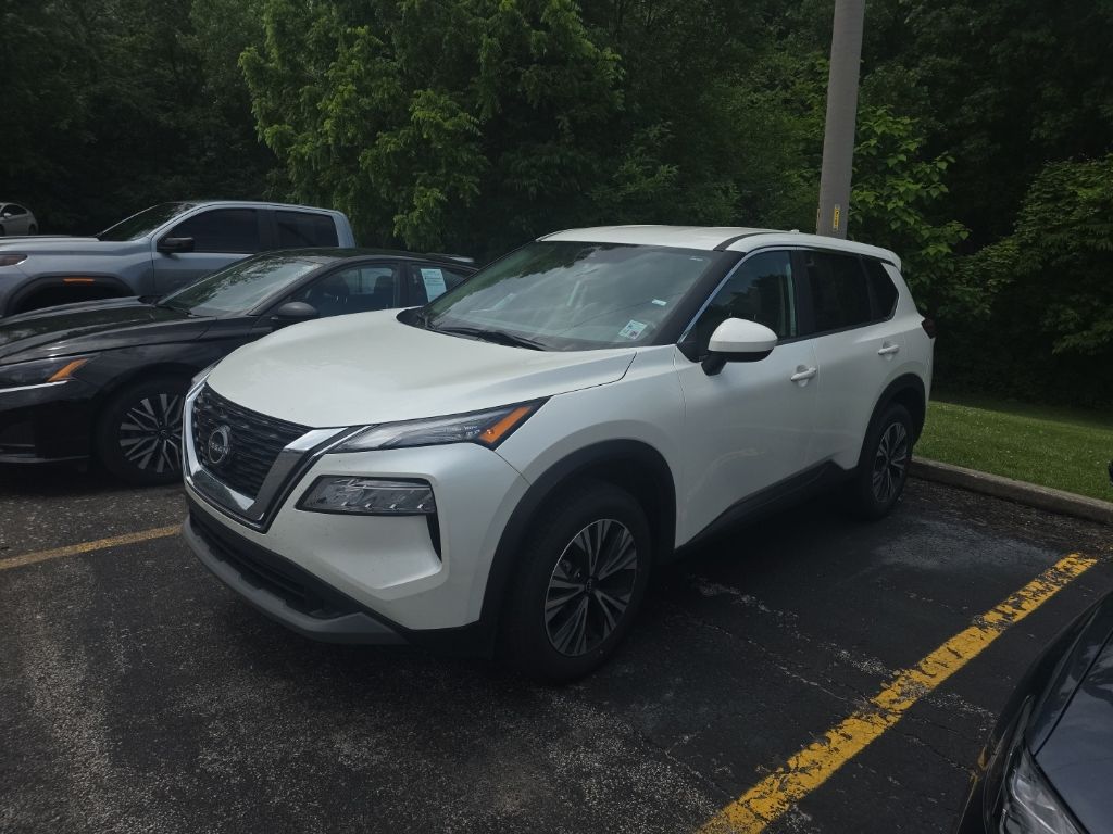 2023 Nissan Rogue SV FWD's photo