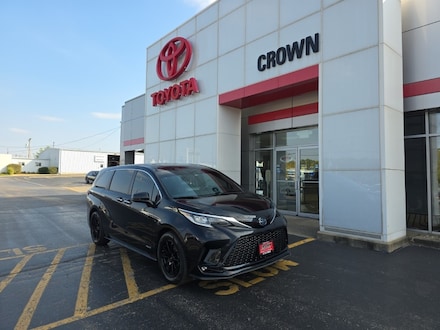 2021 Toyota Sienna XSE Van