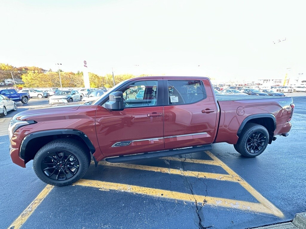 2025 Toyota Tundra Platinum photo 3