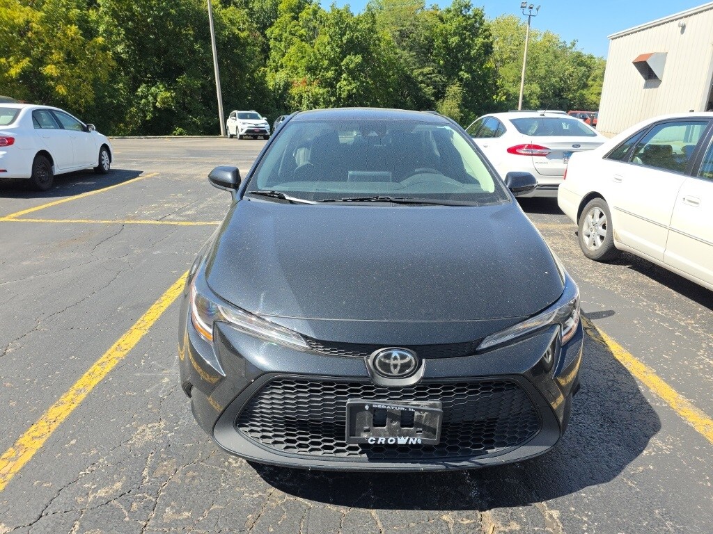 2021 Toyota Corolla LE photo 2