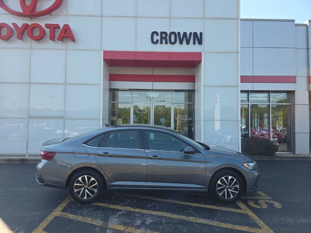 Used 2024 Volkswagen Jetta 1.5T S Sedan
