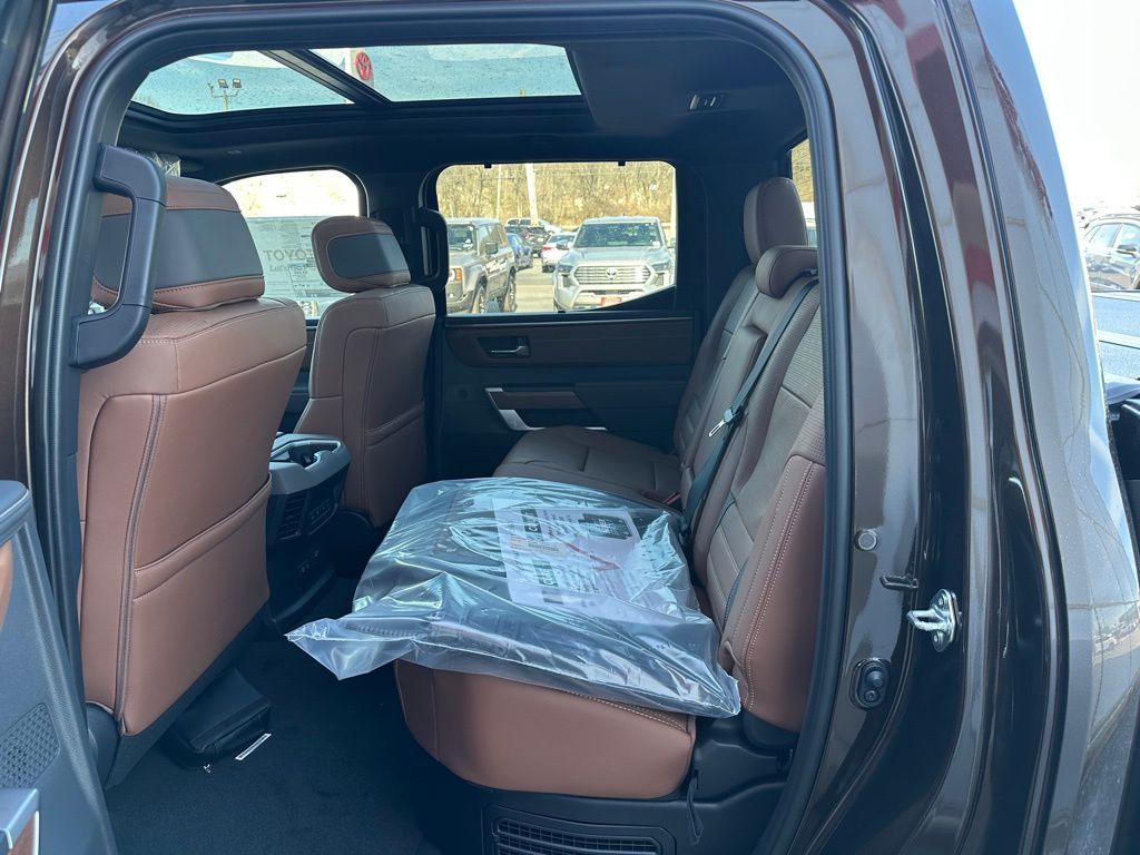 2025 Toyota Tundra 1794 Edition - Photo 11