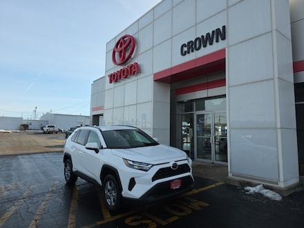 2025 Toyota RAV4 Hybrid XLE SUV