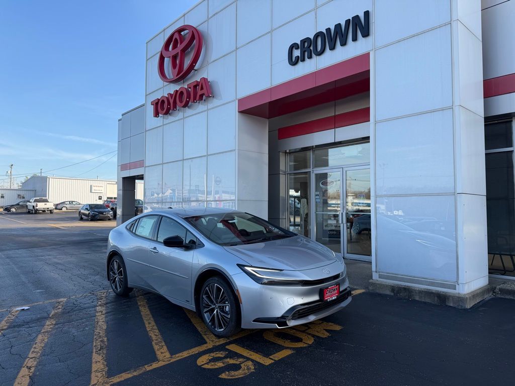2026 Toyota Prius XLE AWD's photo