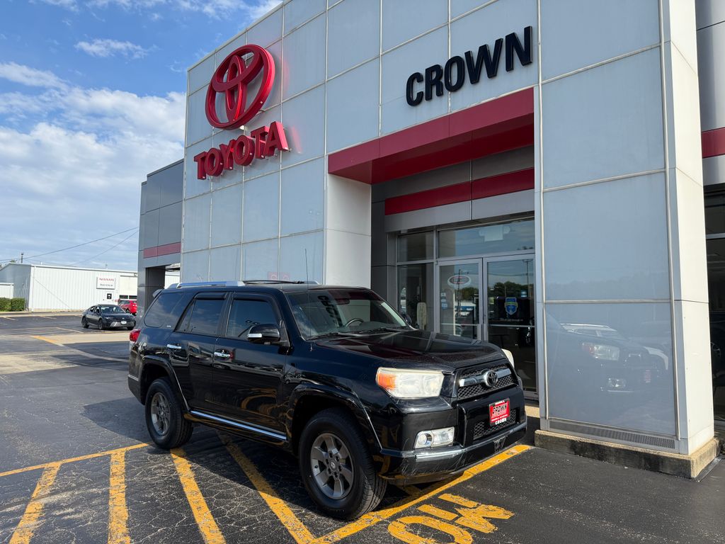 2010 Toyota 4Runner SR5 4x4 V6's photo