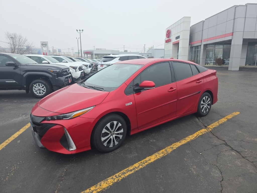 2020 Toyota Prius Prime XLE's photo
