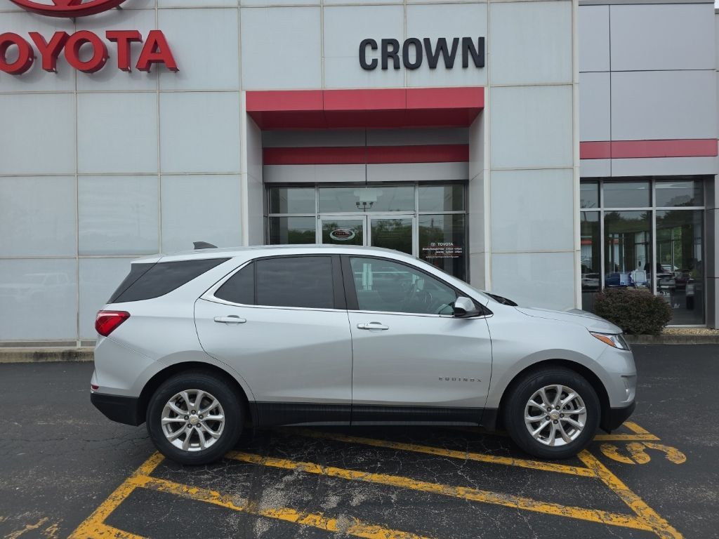 Used 2021 Chevrolet Equinox LT with VIN 2GNAXKEV7M6162129 for sale in Decatur, IL