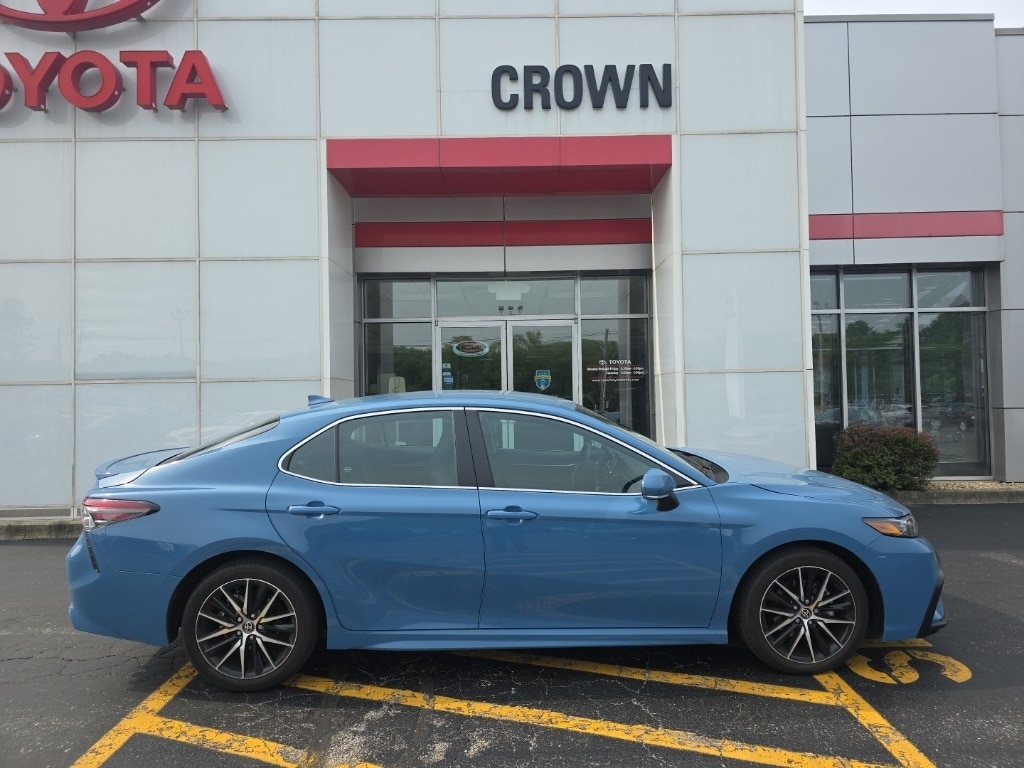 Certified 2024 Toyota Camry SE with VIN 4T1G11BK8RU123689 for sale in Decatur, IL