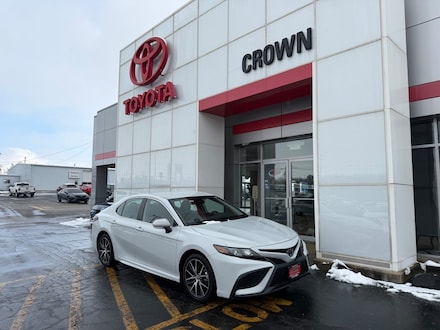 2023 Toyota Camry SE Sedan