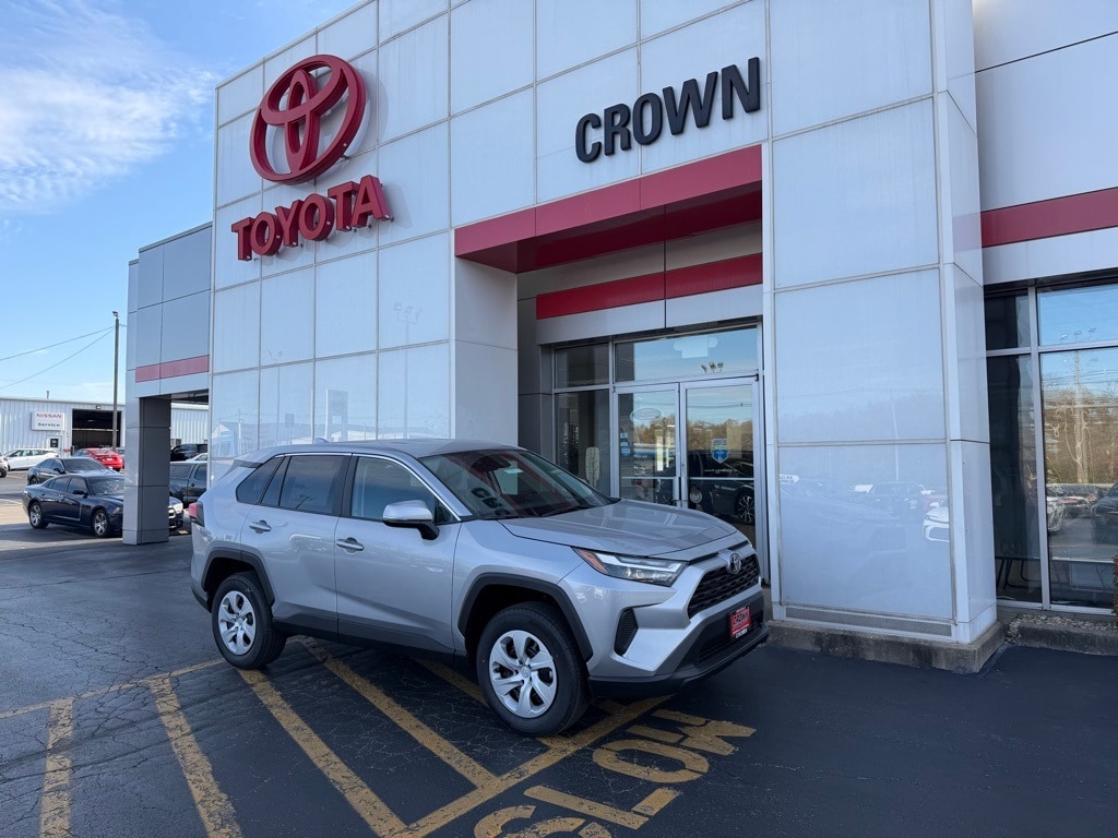New 2025 Toyota RAV4 LE SUV