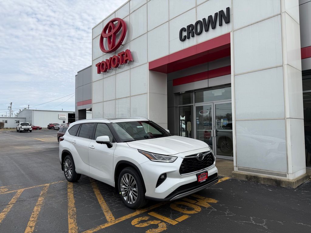 2026 Toyota Highlander Platinum AWD