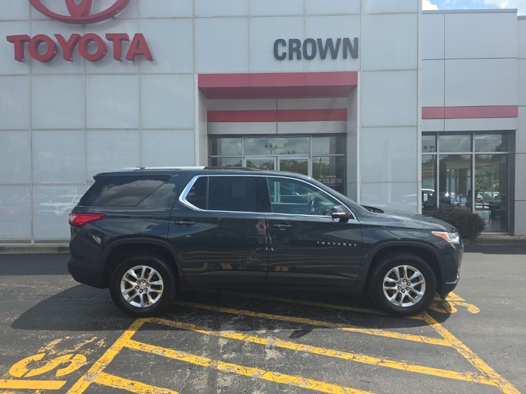 Used 2018 Chevrolet Traverse 1LT with VIN 1GNERGKW0JJ106196 for sale in Decatur, IL