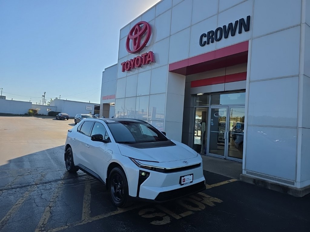 Used 2026 Toyota bZ XLE with VIN JTMBDAFB6TA000207 for sale in Decatur, IL
