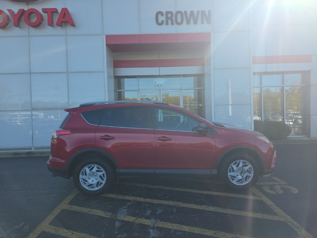Used 2017 Toyota RAV4 LE SUV