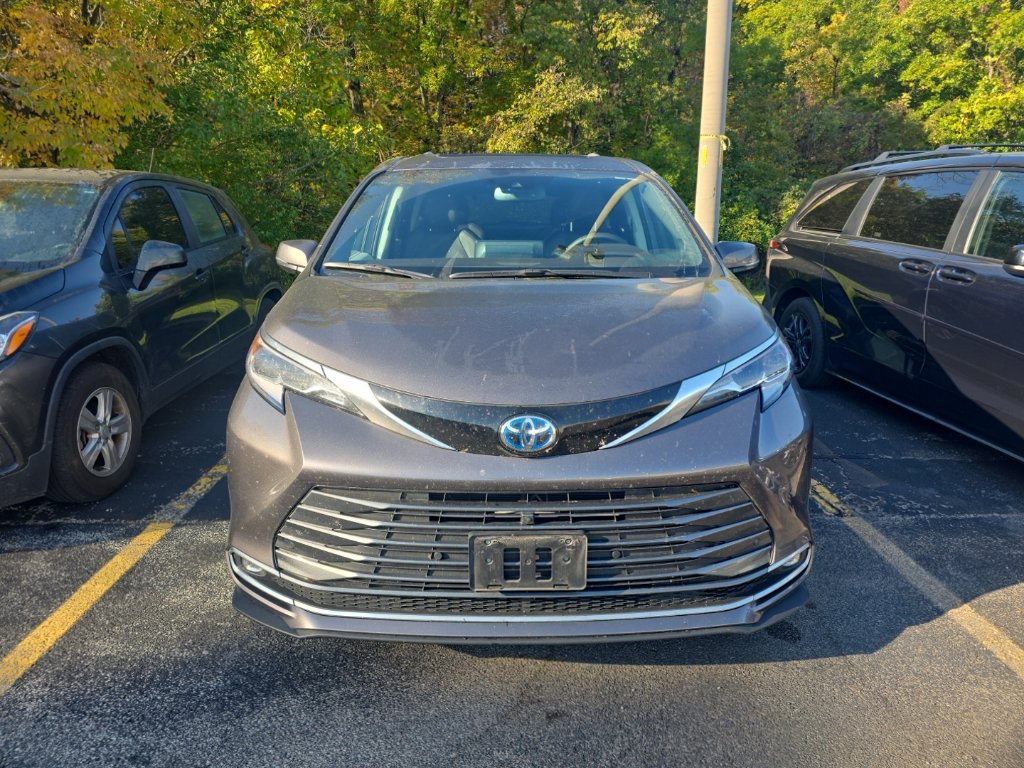 Used 2021 Toyota Sienna Platinum Van