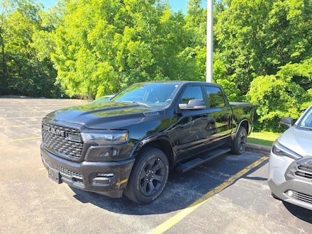 2025 Ram 1500 Big Horn/Lone Star Truck Crew Cab