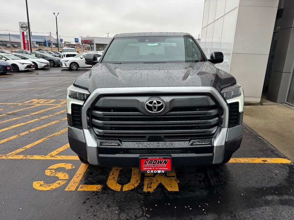 2025 Toyota Tundra Limited photo 3