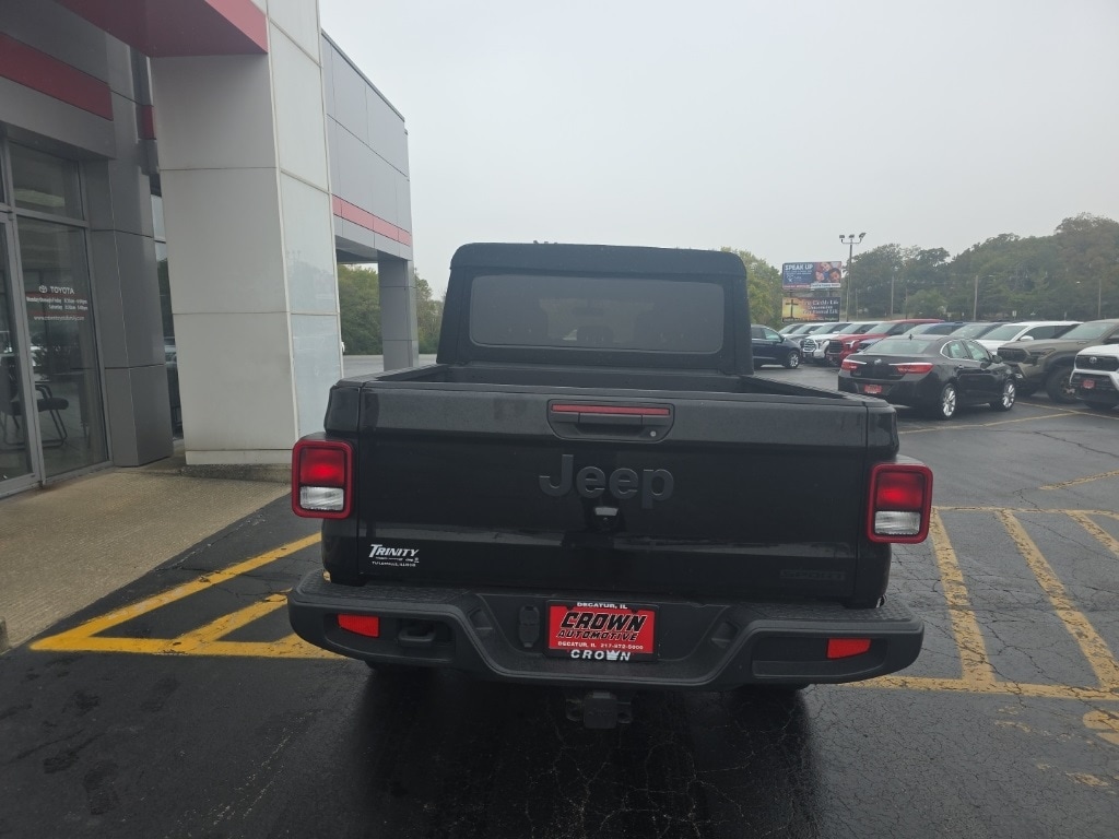 Used 2020 Jeep Gladiator Sport Truck Crew Cab