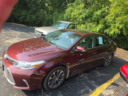 2016 Toyota Avalon Hybrid XLE Plus Sedan