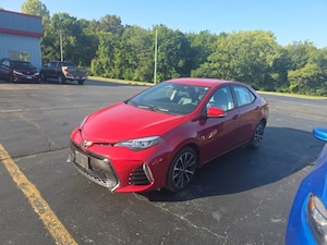 2017 Toyota Corolla SE Sedan