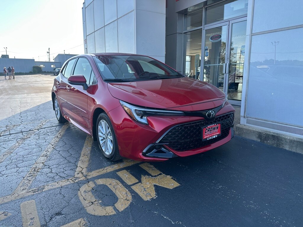 2024 Toyota Corolla SE photo 2