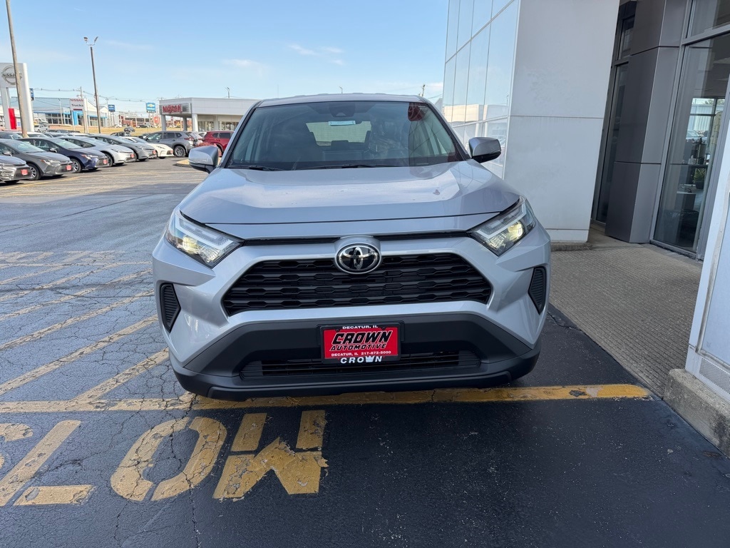 New 2025 Toyota RAV4 LE SUV