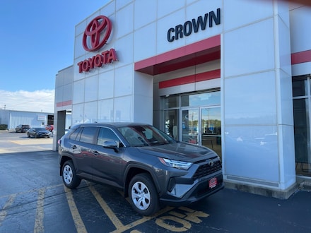 2025 Toyota RAV4 LE SUV