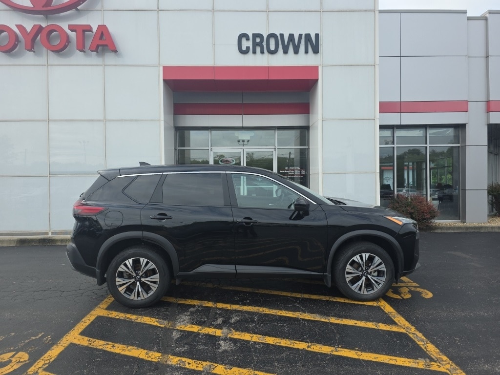 Used 2023 Nissan Rogue SV with VIN 5N1BT3BA1PC746520 for sale in Decatur, IL