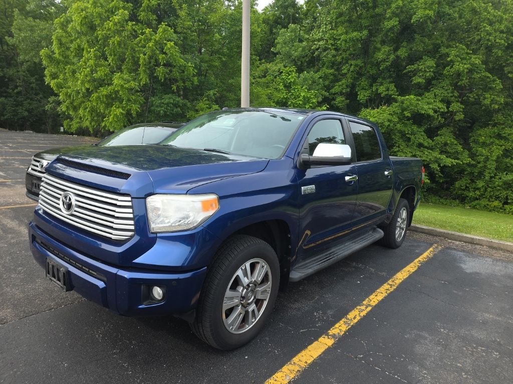 2015 Toyota Tundra 5.7 Auto 4WD FFV Platinum Crew Max's photo