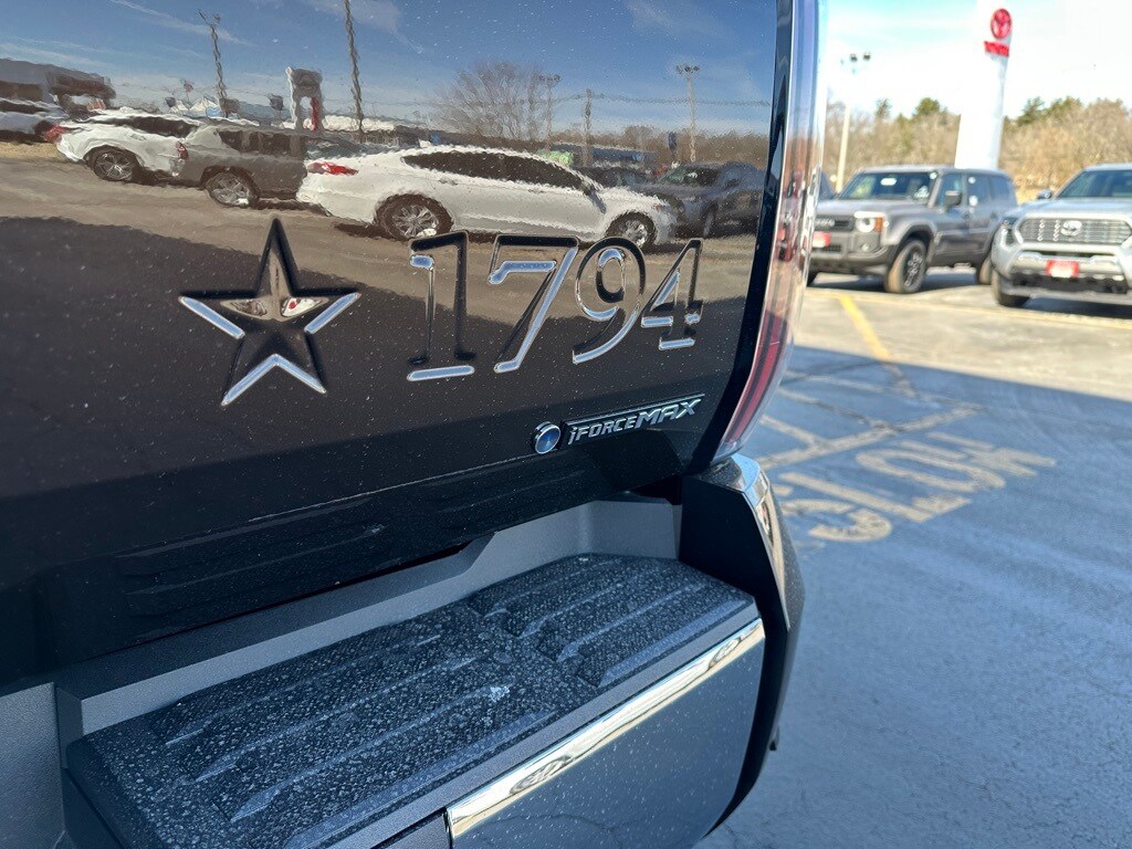 2025 Toyota Tundra 1794 Edition photo 3