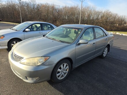 2005 Toyota Camry XLE Sedan
