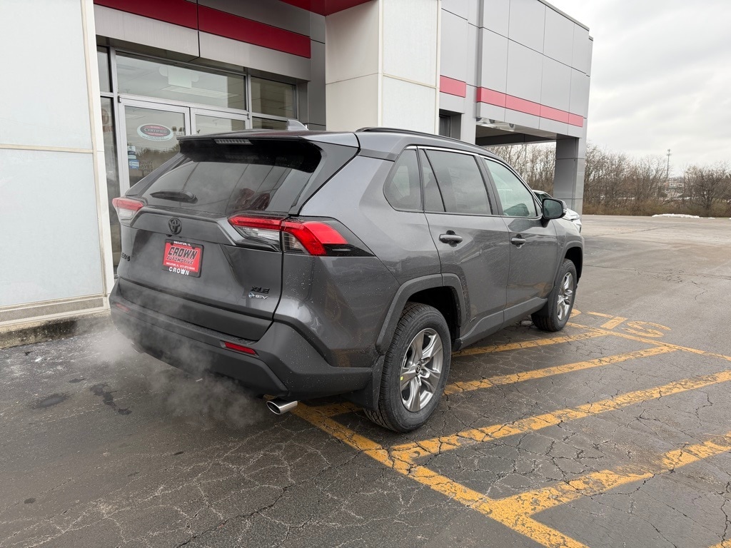New 2025 Toyota RAV4 Hybrid XLE SUV