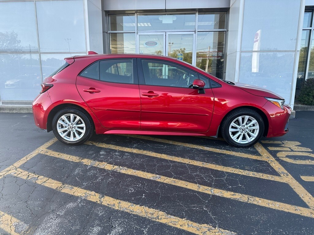 2024 Toyota Corolla SE photo 3