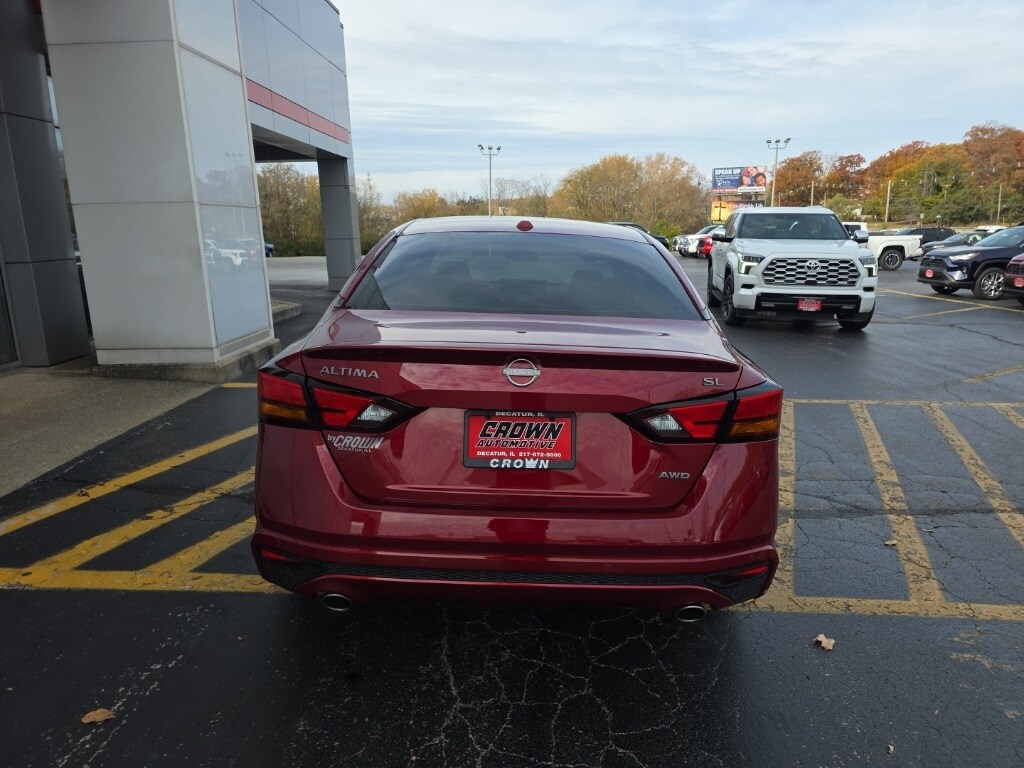 2025 Nissan Altima 2.5 SL photo 3