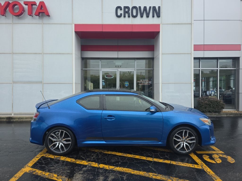 Used 2015 Scion tC Base with VIN JTKJF5C78FJ008996 for sale in Decatur, IL