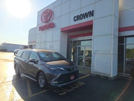 2024 Toyota Sienna XLE Van Passenger Van