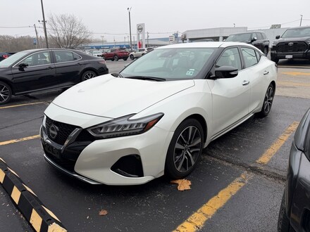 2023 Nissan Maxima SV Sedan
