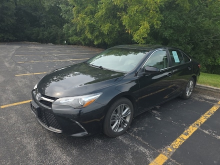 2015 Toyota Camry SE Sedan