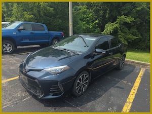 2018 Toyota Corolla SE Sedan