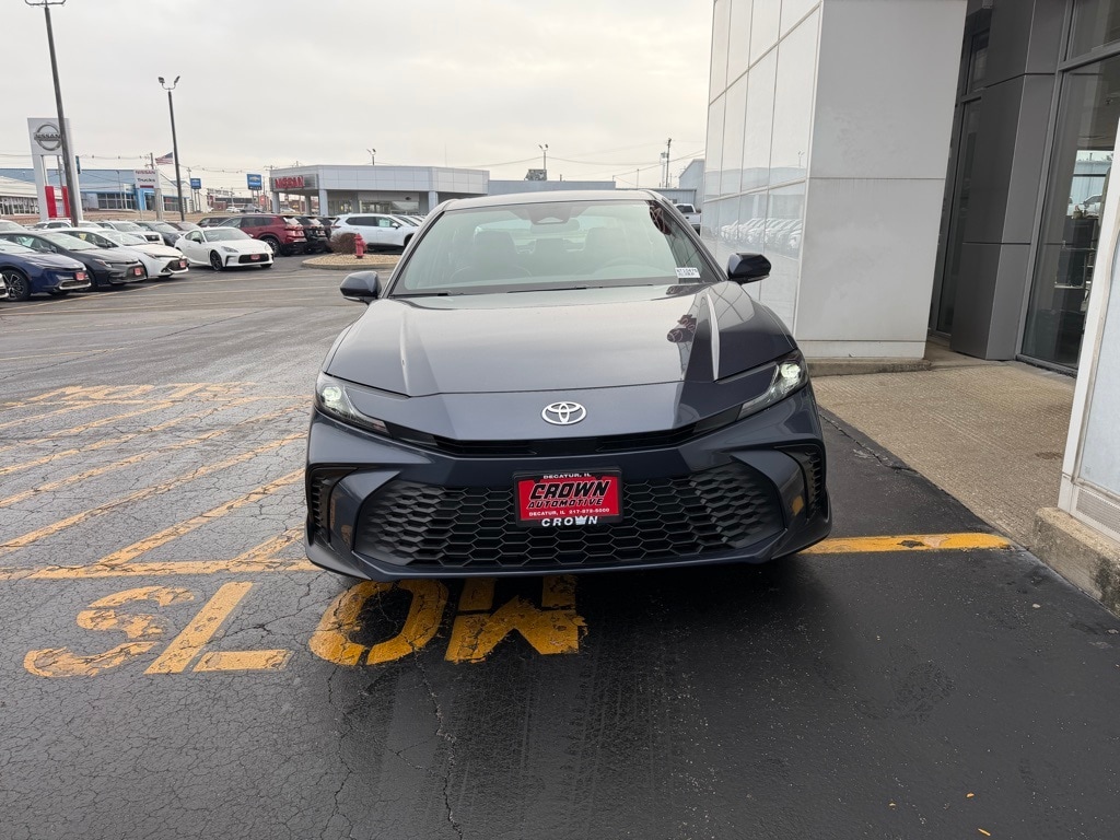 New 2026 Toyota Camry SE Sedan